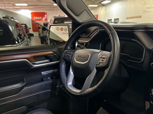 Used 2023 GMC Sierra 1500 Denali w/ Denali Reserve Package image 29