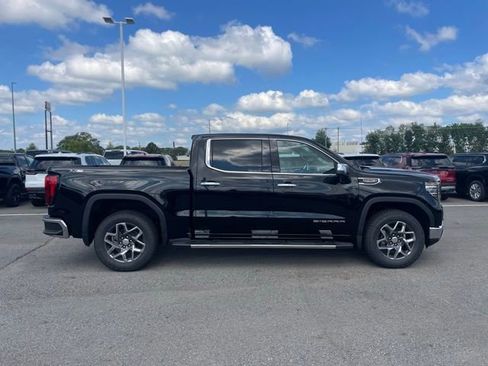 New 2026 GMC Sierra 1500 SLT w/ SLT Premium Plus Package image 9
