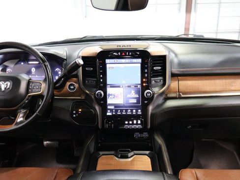 Used 2023 RAM 3500 Limited AWD/4WD image 7