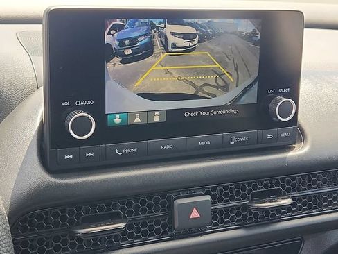 Used 2025 Honda HR-V LX image 17