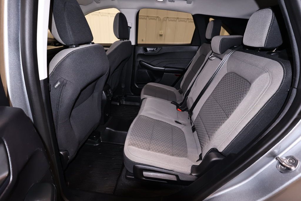Certified 2022 Ford Escape SE w/ Convenience Package FWD image 15
