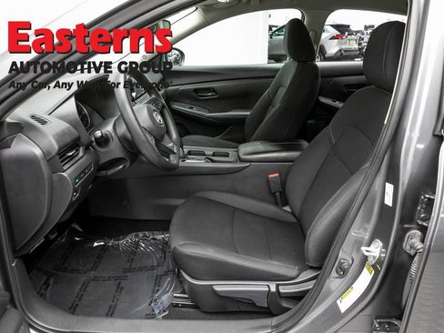 Used 2024 Nissan Sentra S FWD image 13
