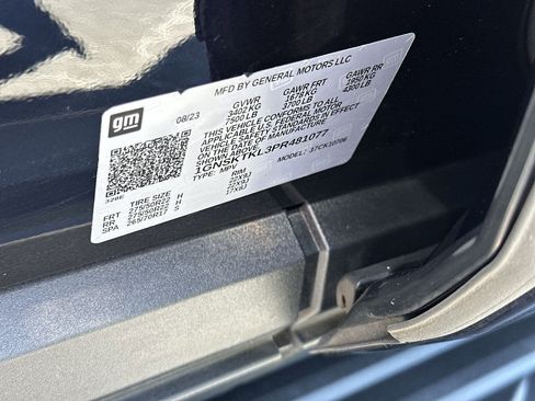 Used 2023 Chevrolet Tahoe High Country w/ Advanced Technology Package image 35