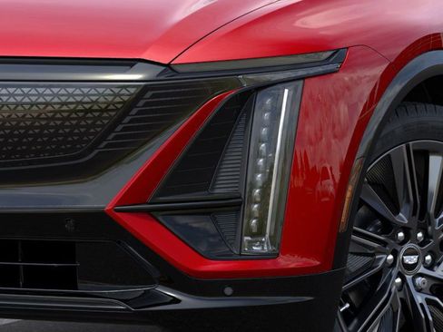 New 2025 Cadillac Lyriq Sport w/ Nappa Leather Package RWD image 15