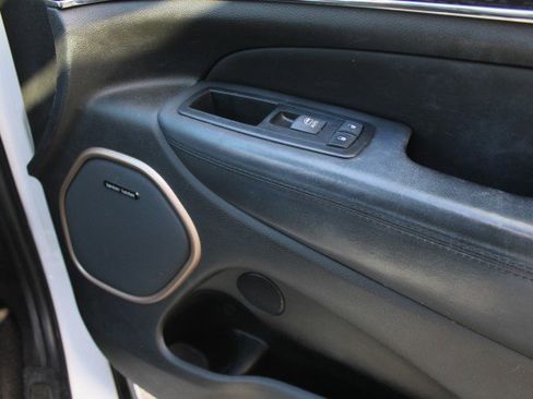 Used 2016 Jeep Grand Cherokee Summit w/ Skid Plate Group image 21