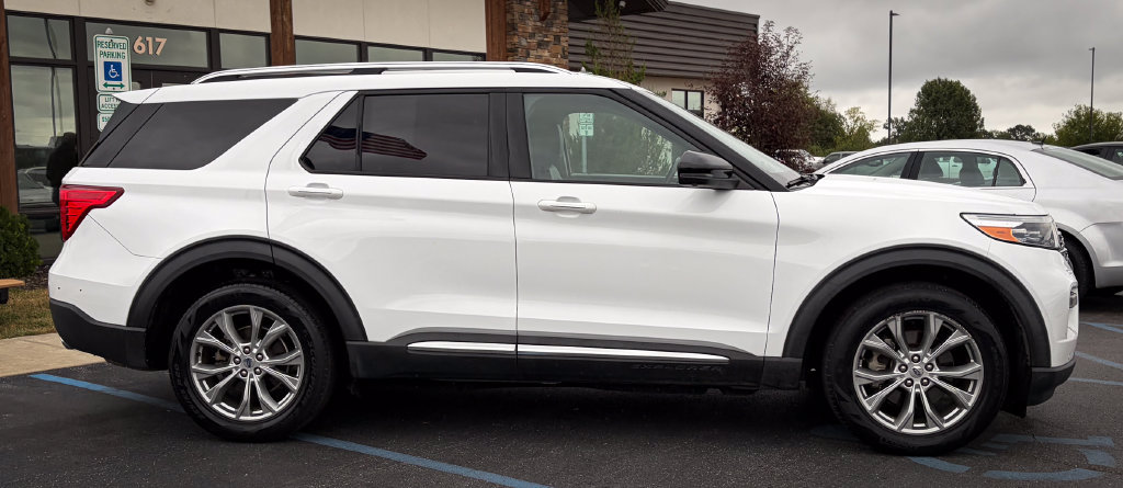 Used 2021 Ford Explorer Limited AWD/4WD image 32