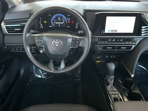 Used 2026 Toyota Camry LE FWD image 13