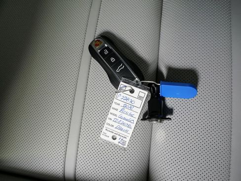 New 2026 Porsche Cayenne GTS image 29