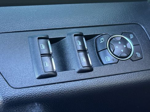 Used 2016 Ford F150 Lariat w/ Equipment Group 502A Luxury AWD/4WD image 13