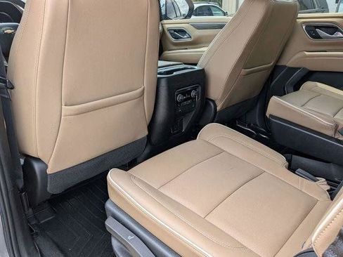 Used 2022 Chevrolet Tahoe Premier AWD/4WD image 24
