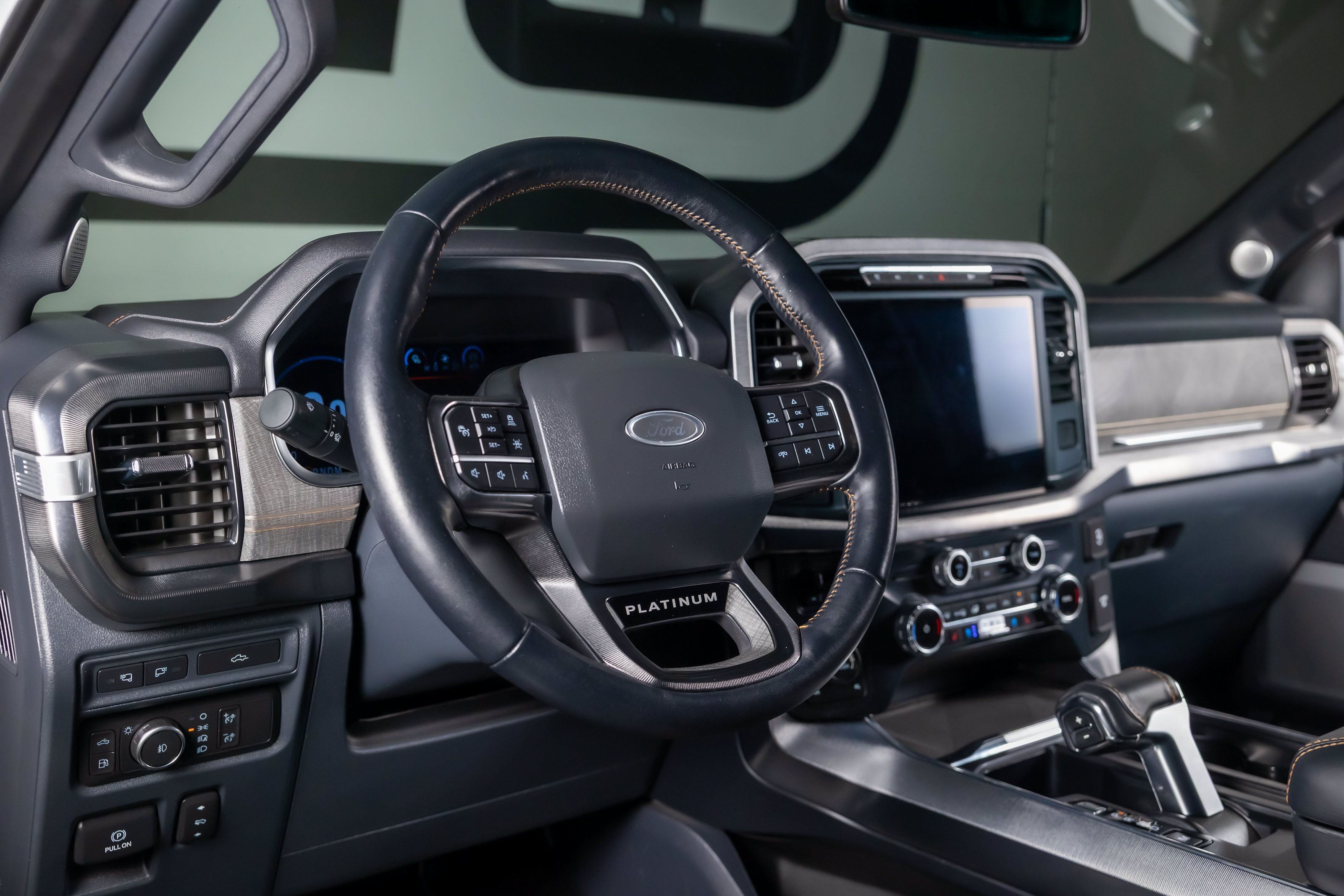 Used 2022 Ford F150 Platinum w/ Equipment Group 701A High AWD/4WD image 34