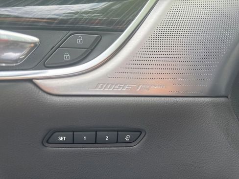 Used 2024 Cadillac XT6 Premium Luxury w/ Technology Package FWD image 13