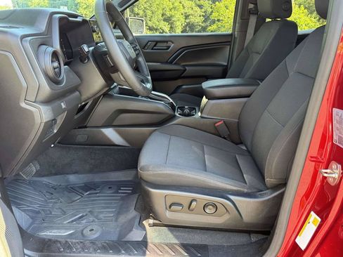 Used 2023 Chevrolet Colorado Trail Boss w/ LPO, Skid Plate Package AWD/4WD image 21
