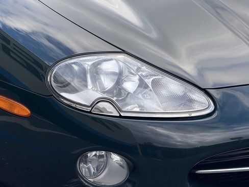 Used 2001 Jaguar XK8 Convertible RWD image 18