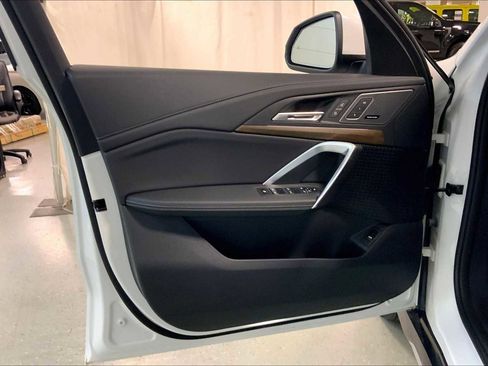 New 2026 BMW X1 xDrive28i w/ Convenience Package image 10