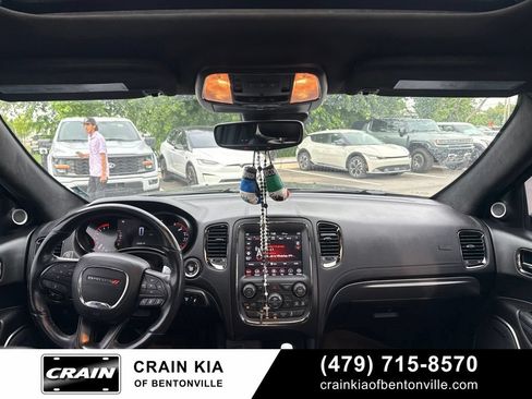 Used 2020 Dodge Durango R/T w/ Technology Group AWD/4WD image 15