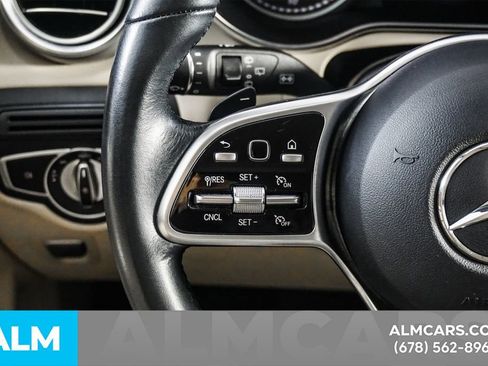 Used 2022 Mercedes-Benz GLC 300 w/ Premium Package Lite image 26