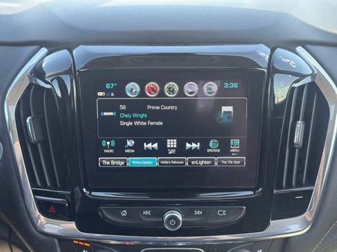 Used 2019 Chevrolet Traverse Premier w/ LPO, Floor Liner Package AWD/4WD image 21
