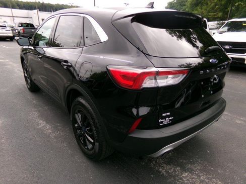 Used 2022 Ford Escape SE w/ Cold Weather Package AWD/4WD image 7