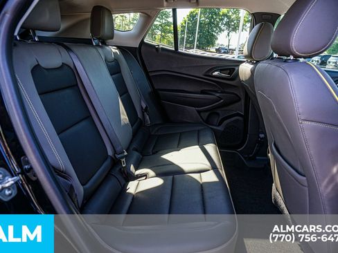 Used 2025 Chevrolet Trax ACTIV w/ Sunroof Package FWD image 24