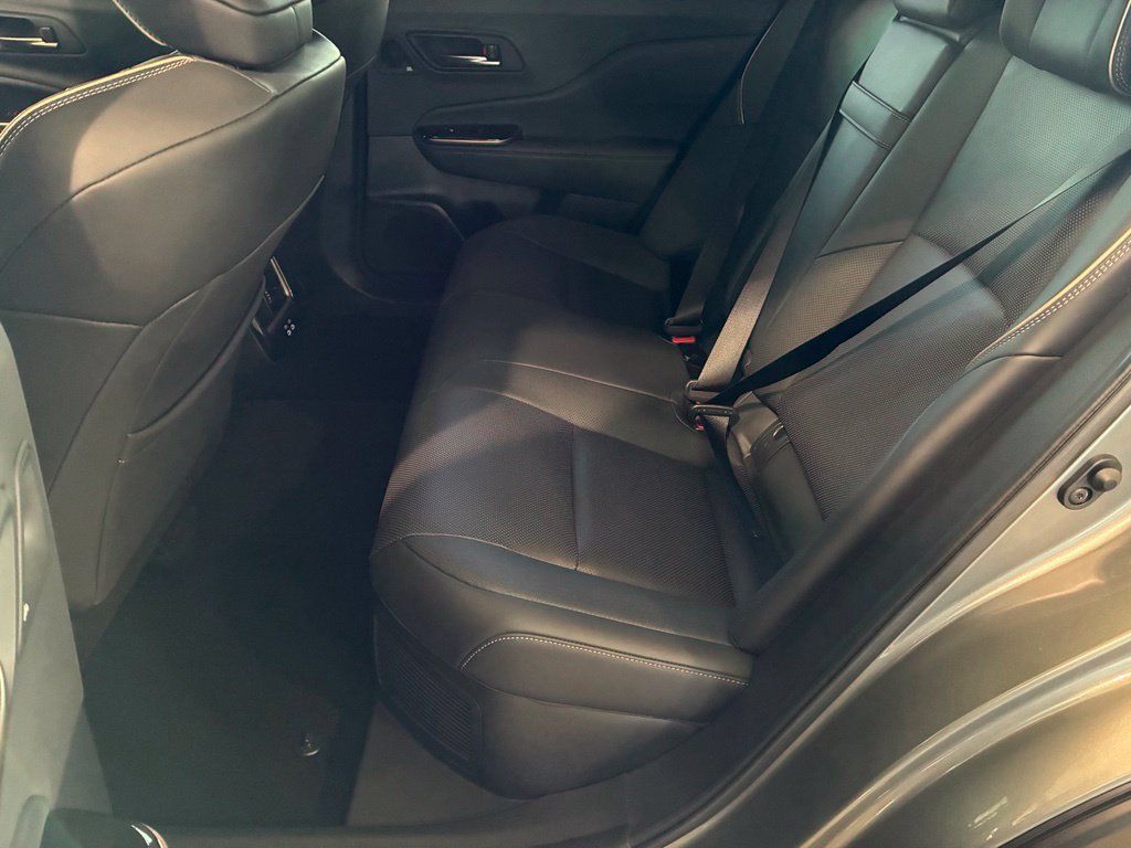 Used 2026 Toyota Crown AWD/4WD image 30