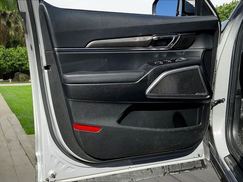 Used 2023 Kia Telluride EX X-Line image 20