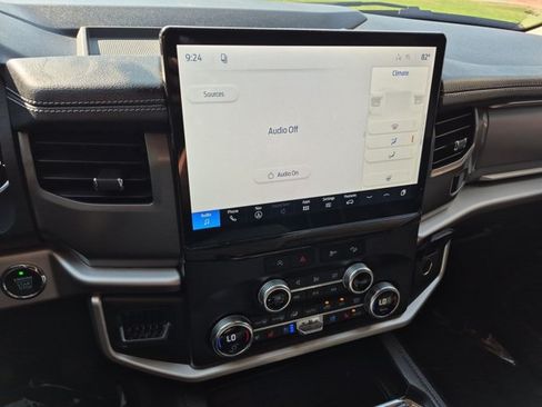 Used 2023 Ford Expedition XLT AWD/4WD image 15