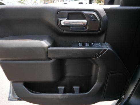 Used 2025 Chevrolet Silverado 2500 Custom w/ Custom Convenience Package AWD/4WD image 31