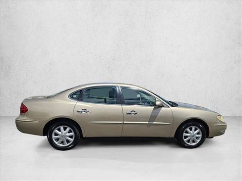 Used 2005 Buick LaCrosse CX w/ Silver Convenience Package FWD image 5