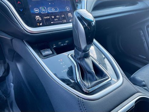 Used 2022 Subaru Outback Limited w/ Popular Package #2 image 17