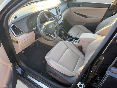 Used 2016 Hyundai Tucson Limited w/ Option Group 03 image 12