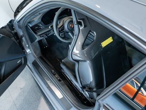 Certified 2026 Porsche 911 GT3 RWD image 14