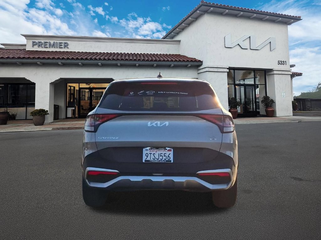 Certified 2025 Kia Sportage LX AWD/4WD image 7