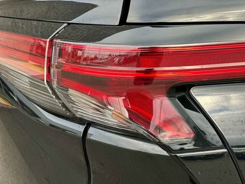 Used 2022 Toyota Sienna XLE image 33