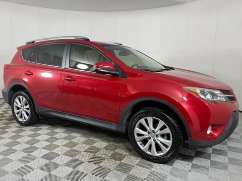 Used 2015 Toyota RAV4 Limited w/ Technology Package AWD/4WD image 10