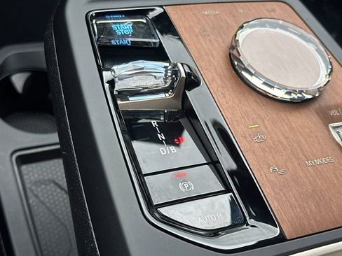 Certified 2024 BMW iX xDrive50 w/ Premium Package image 25