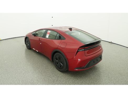 New 2026 Toyota Prius LE FWD image 6
