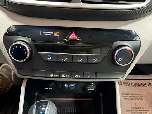 Used 2019 Hyundai Tucson SE AWD/4WD image 18
