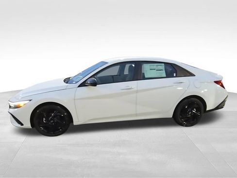 New 2026 Hyundai Elantra Sport FWD image 4