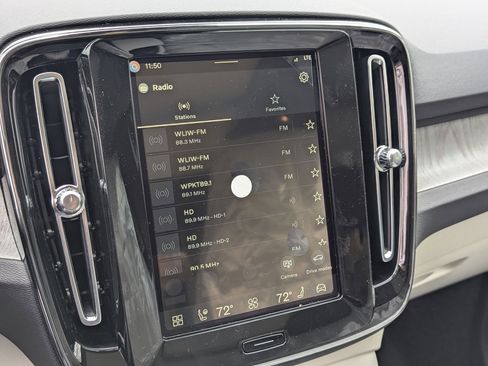 New 2026 Volvo XC40 B5 Ultra w/ Protection Package Premier image 14