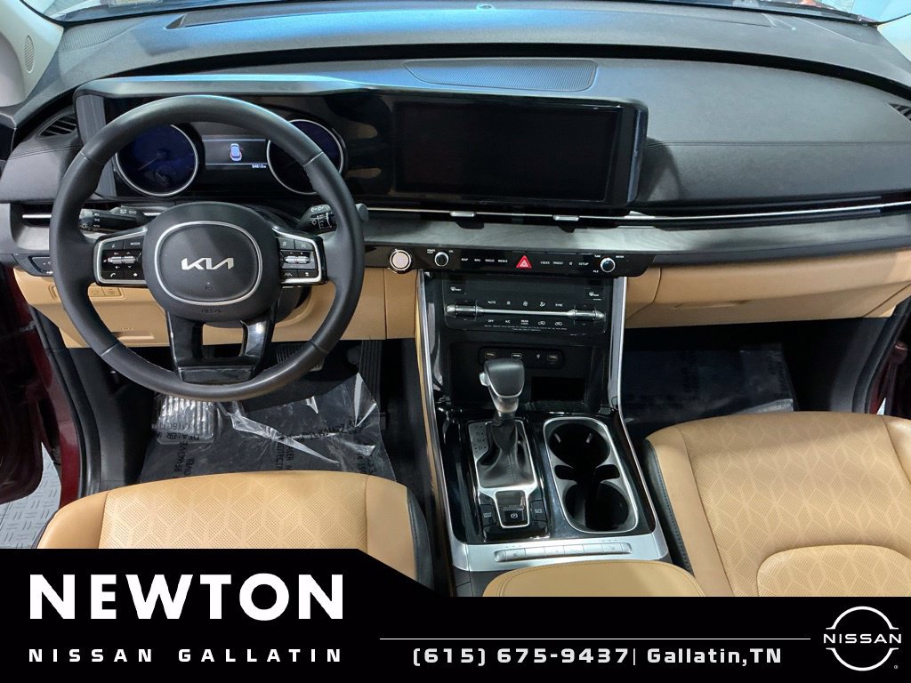 Used 2022 Kia Carnival EX FWD image 13