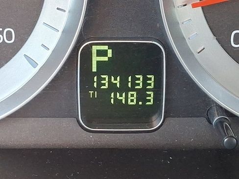 Used 2011 Volvo C70 T5 FWD image 18