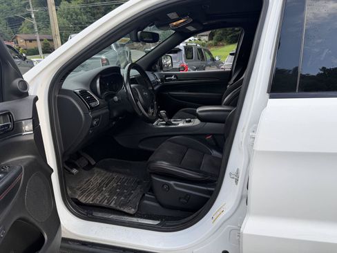 Used 2020 Jeep Grand Cherokee Trailhawk AWD/4WD image 9