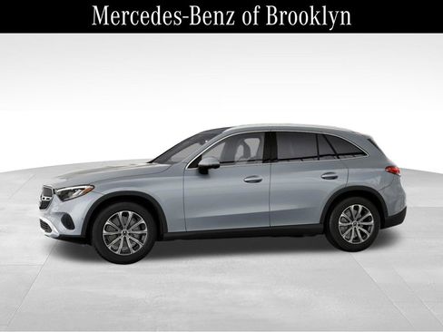 Used 2026 Mercedes-Benz GLC 300 4MATIC image 36