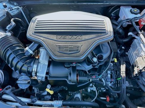 Used 2024 Cadillac XT5 Premium Luxury image 30