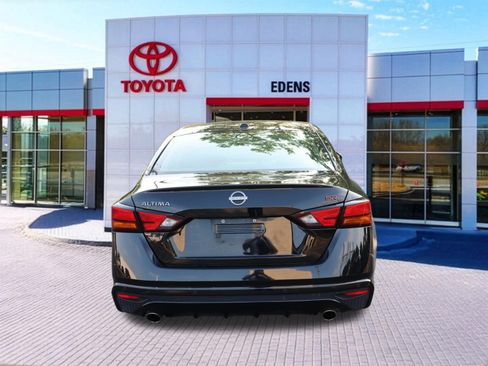 Used 2024 Nissan Altima 2.5 SR FWD image 4
