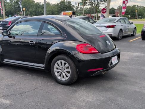 Used 2014 Volkswagen Beetle 2.5 FWD image 6