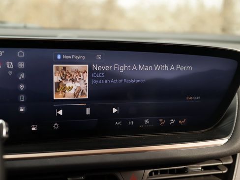 Used 2025 Buick Envision Sport Touring image 14