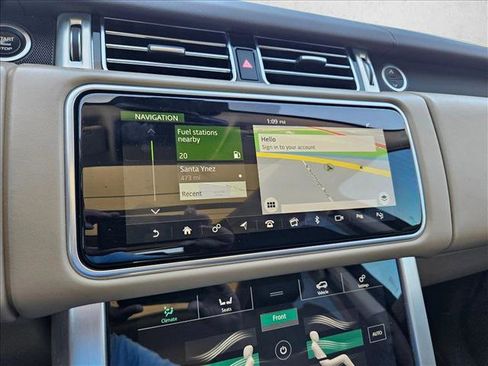 Used 2021 Land Rover Range Rover HSE image 14