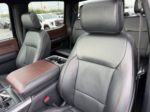 Used 2022 Ford F150 Lariat w/ Equipment Group 502A High AWD/4WD image 14